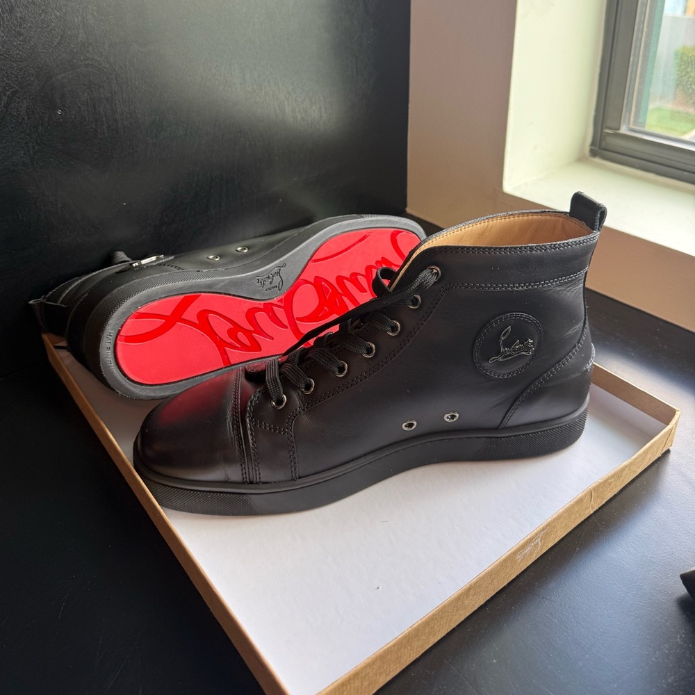 CHRISTIAN LOUBOUTIN mens high top leather sneaker size 11